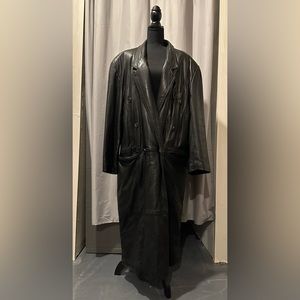 Tannery West full length men’s leather coat. Size medium.